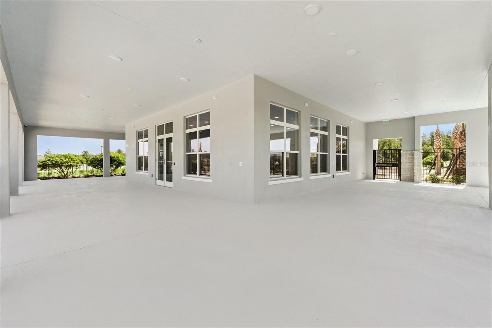 FOUNTAIN VIEW - Residential