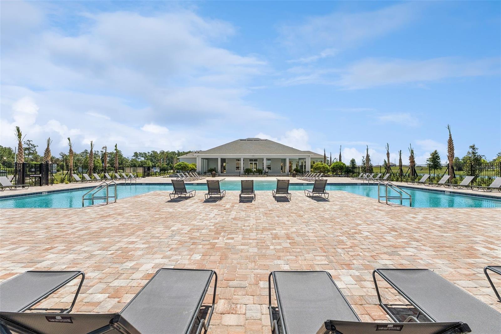 FOUNTAIN VIEW - Residential