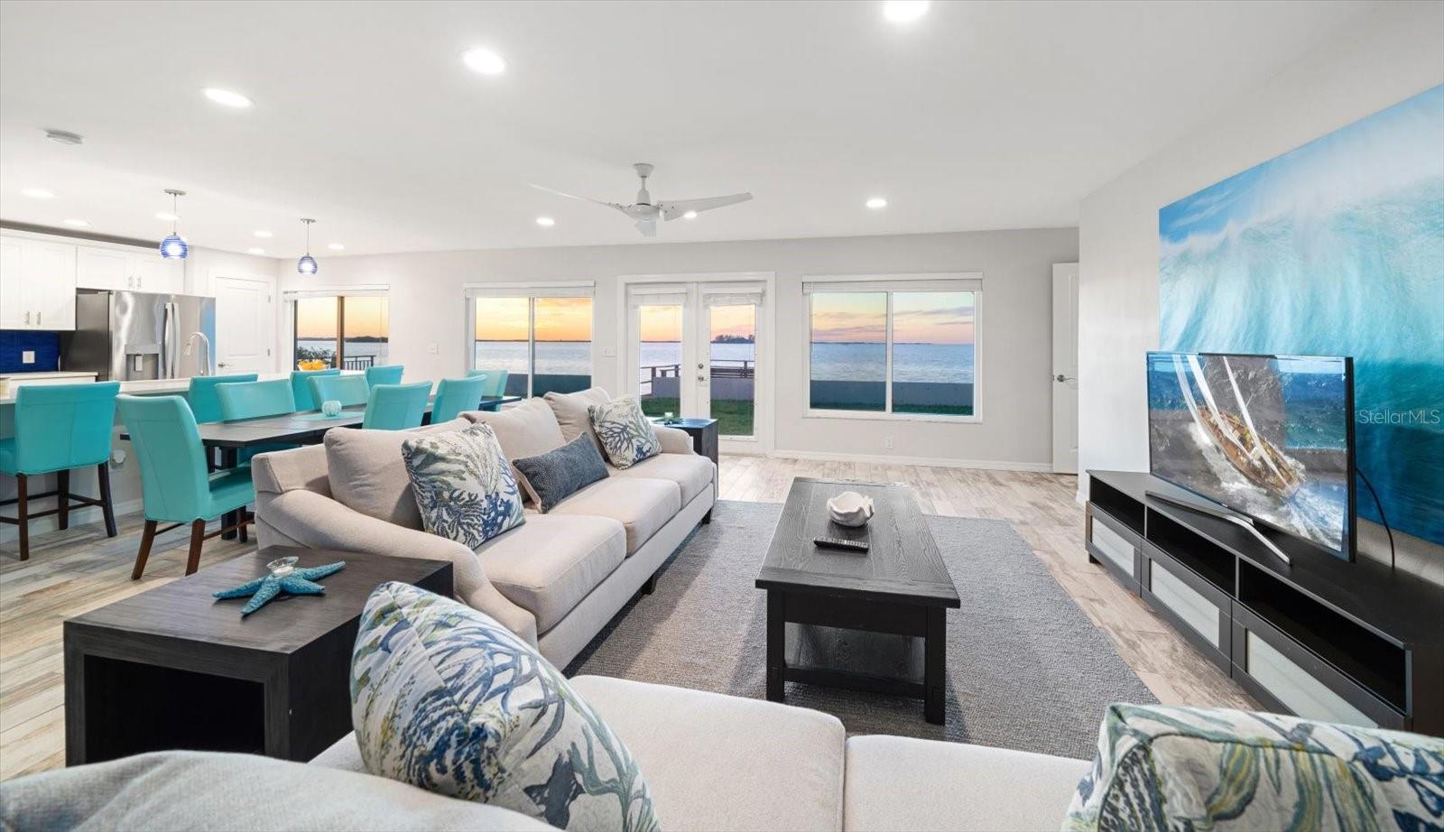 HARBOR VIEW VILLAS - Residential