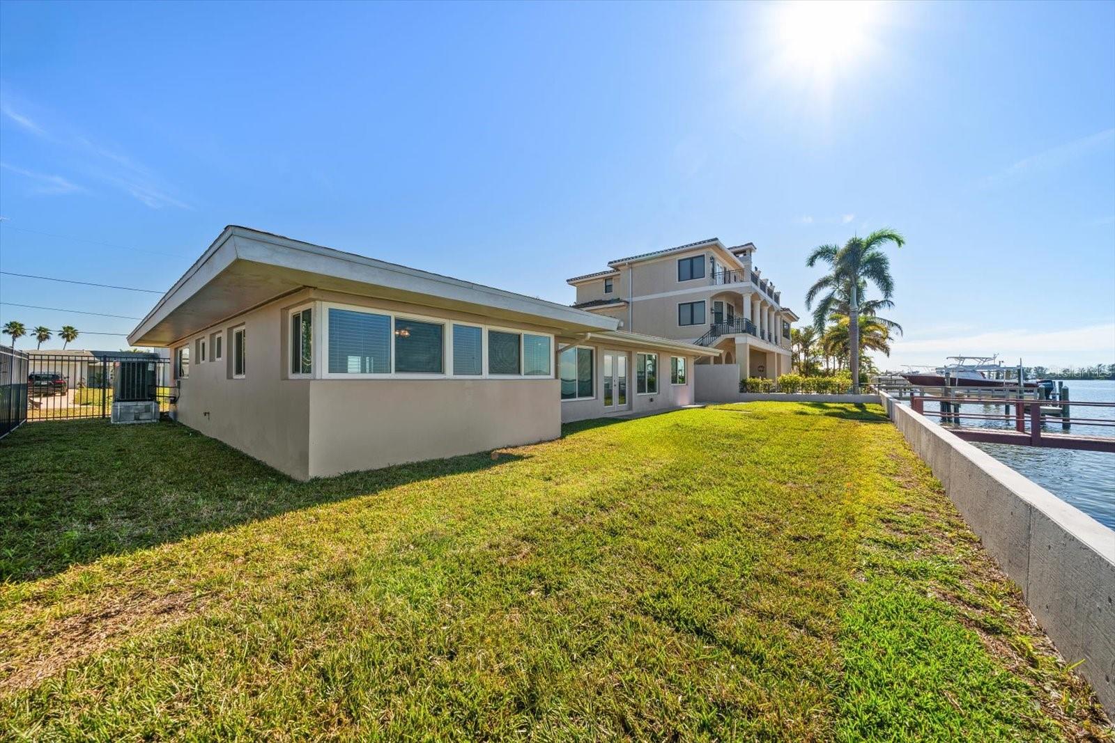 HARBOR VIEW VILLAS - Residential