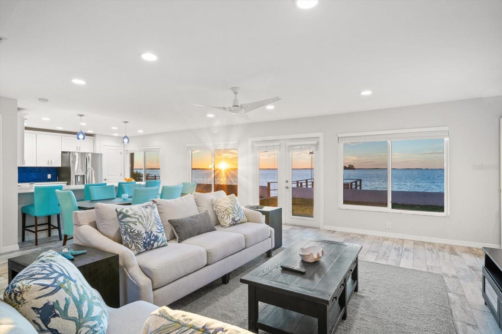 HARBOR VIEW VILLAS - Residential