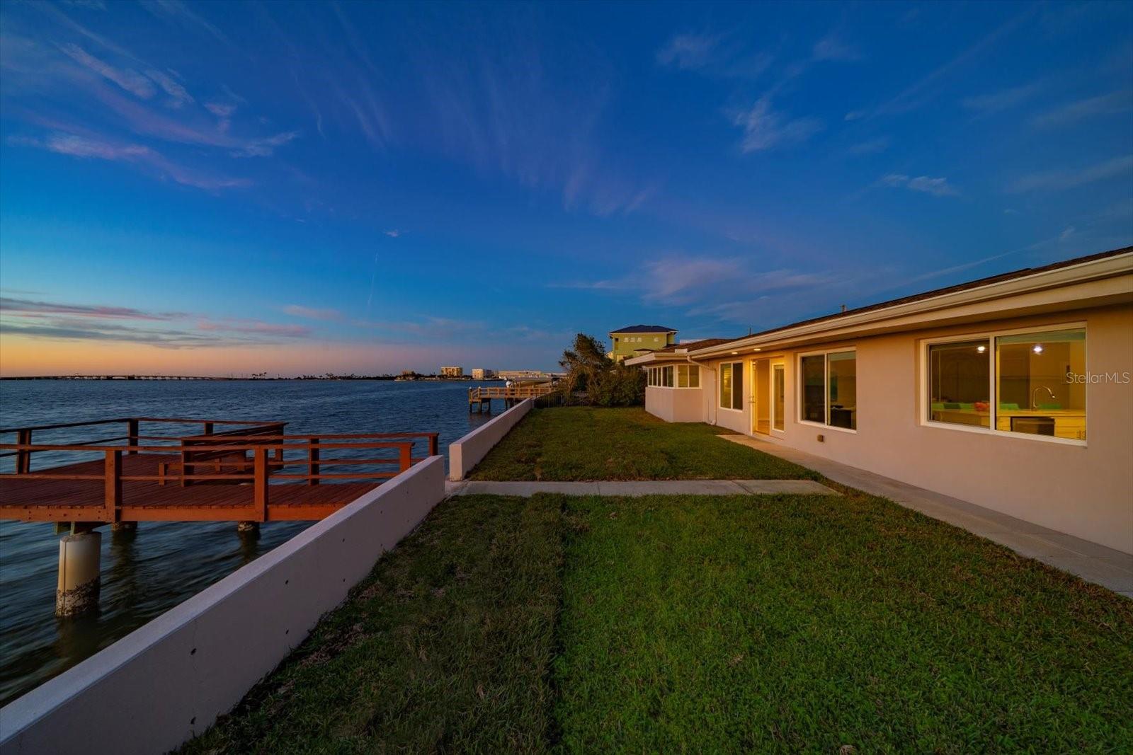 HARBOR VIEW VILLAS - Residential