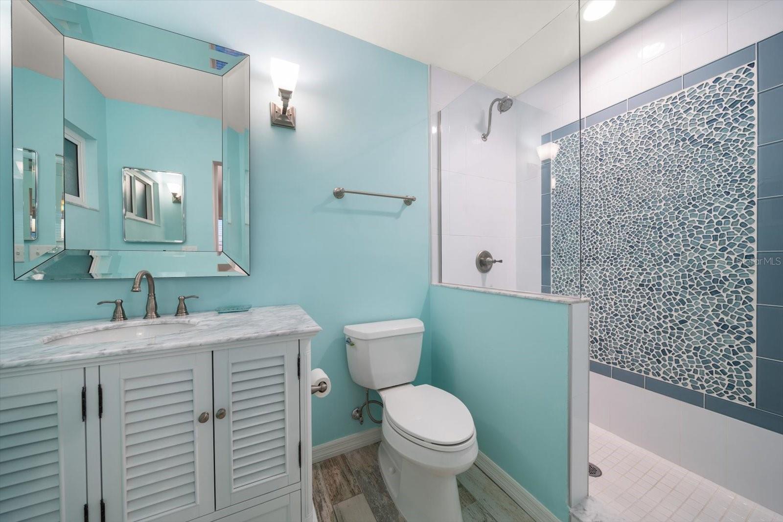 HARBOR VIEW VILLAS - Residential