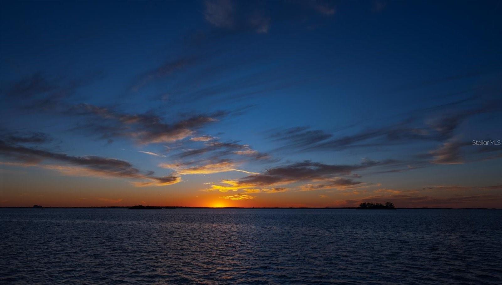 HARBOR VIEW VILLAS - Residential