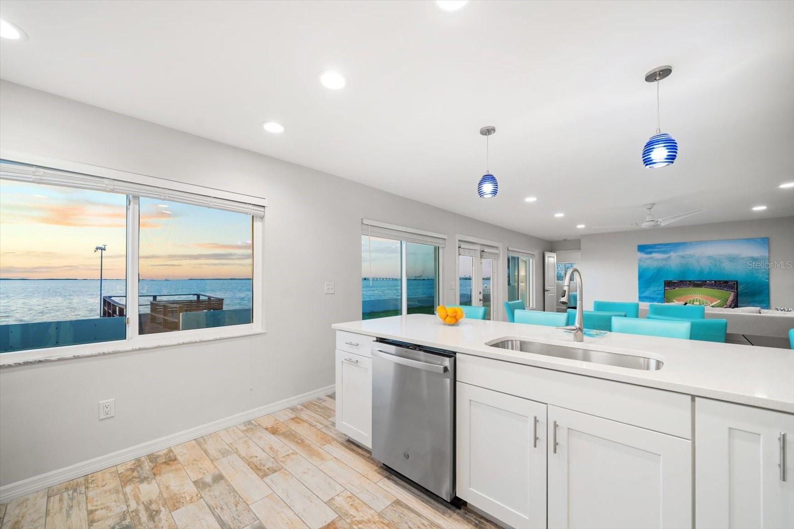 HARBOR VIEW VILLAS - Residential