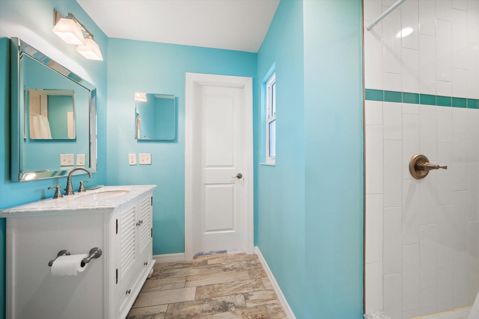 HARBOR VIEW VILLAS - Residential