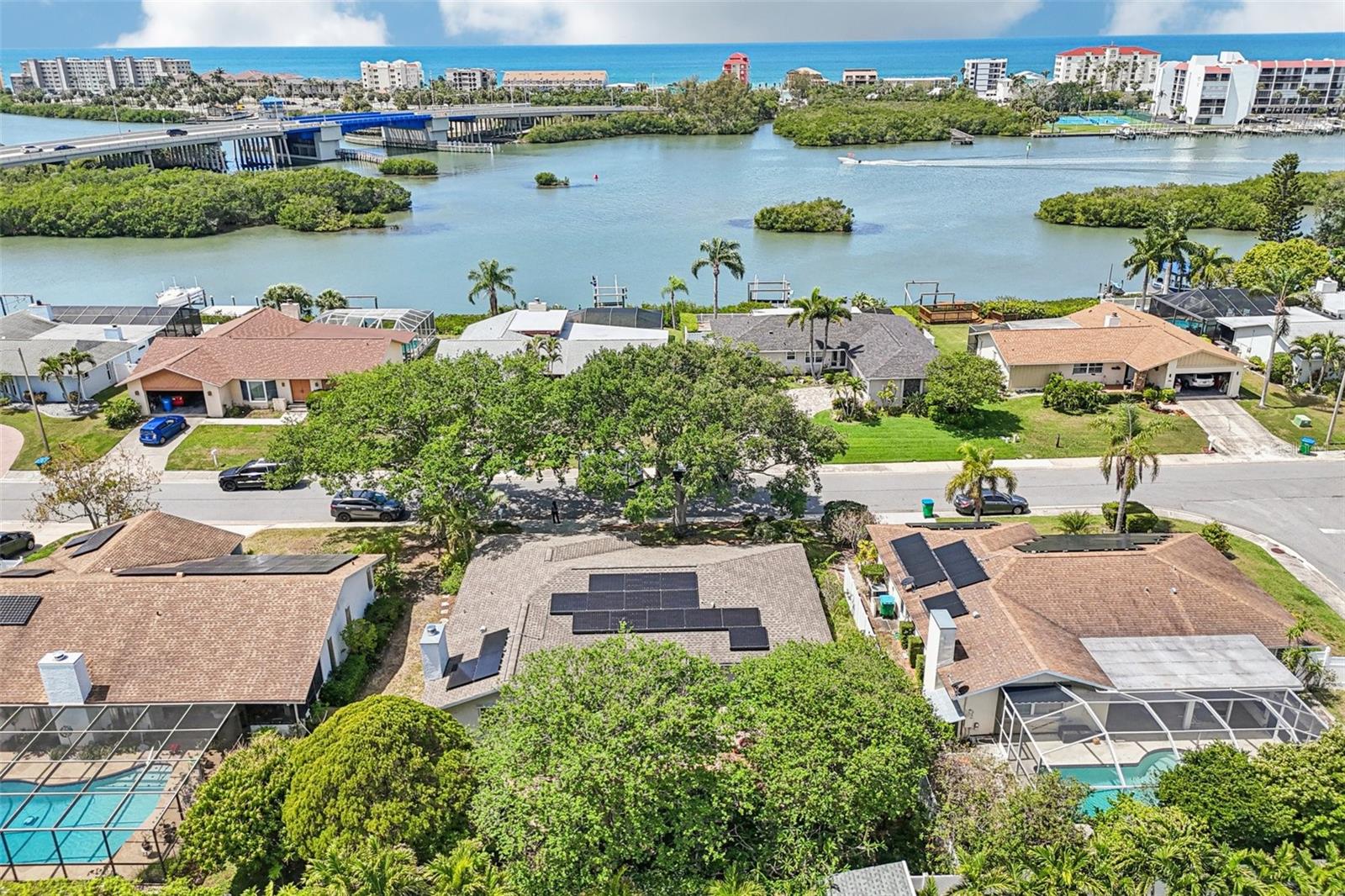 BAYHAVEN 3RD ADD - Residential