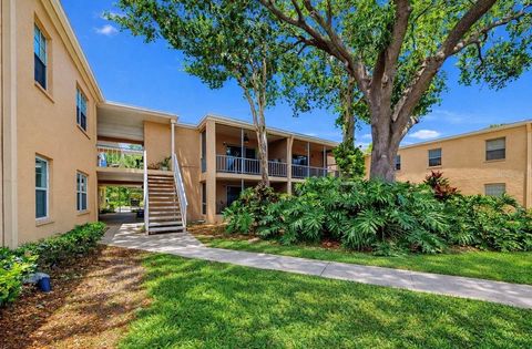 4724 CHRISTA COURT 322 TAMPA FL 33614