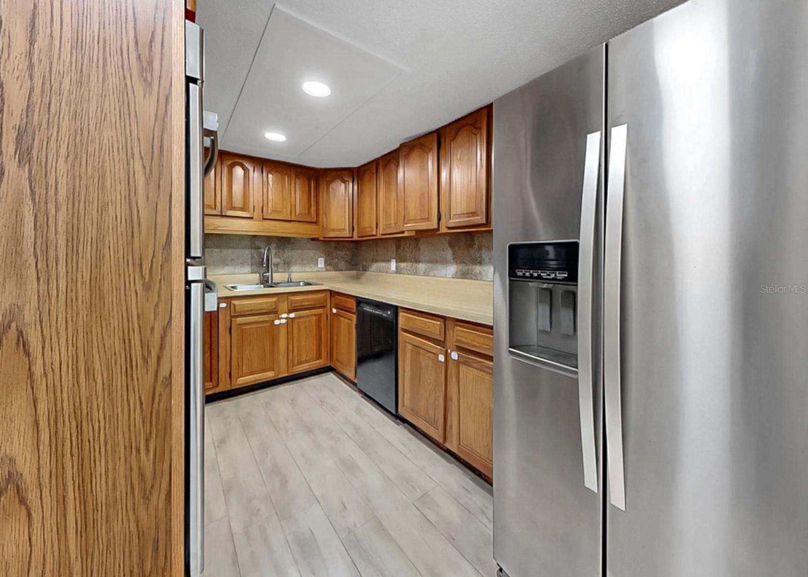 HABANA PARK A CONDO - Residential