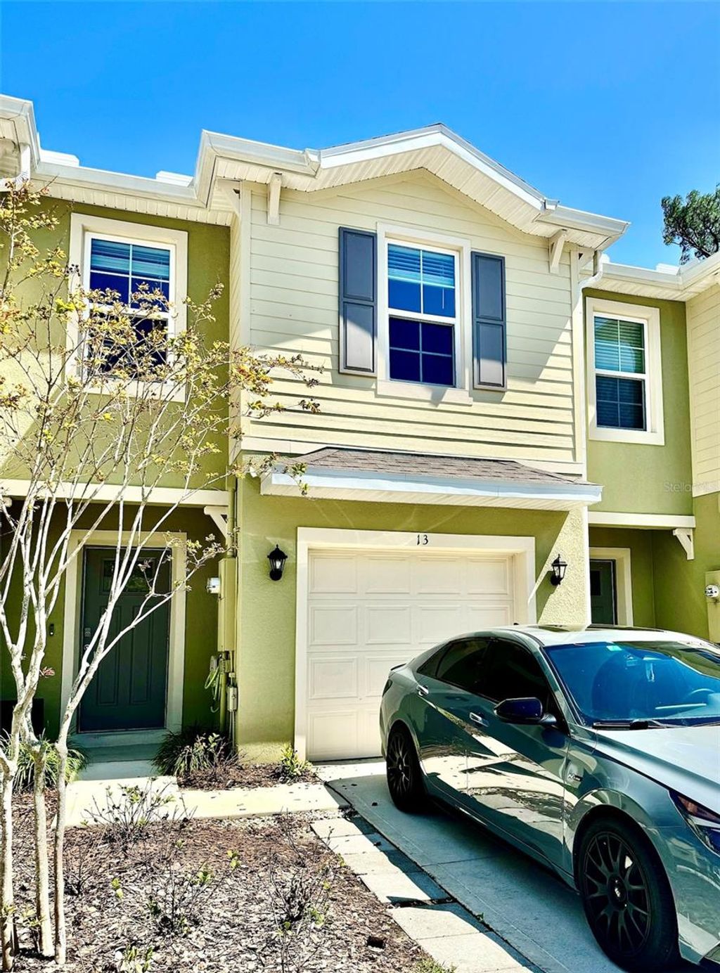 Photo of 13 Bella Oaks Dr, Port Orange, FL 32129 (MLS # O6376301)