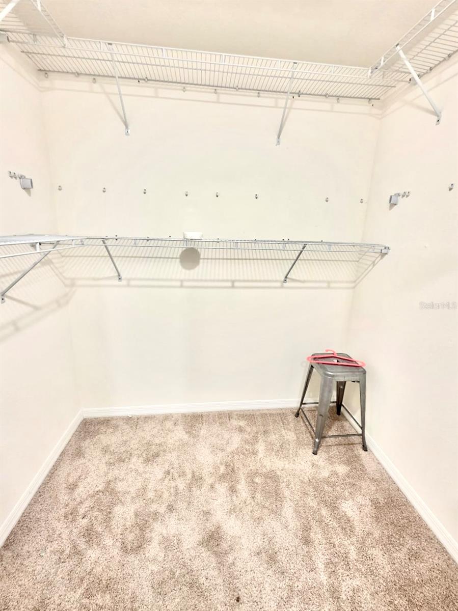 BELLA OAKS - Residential