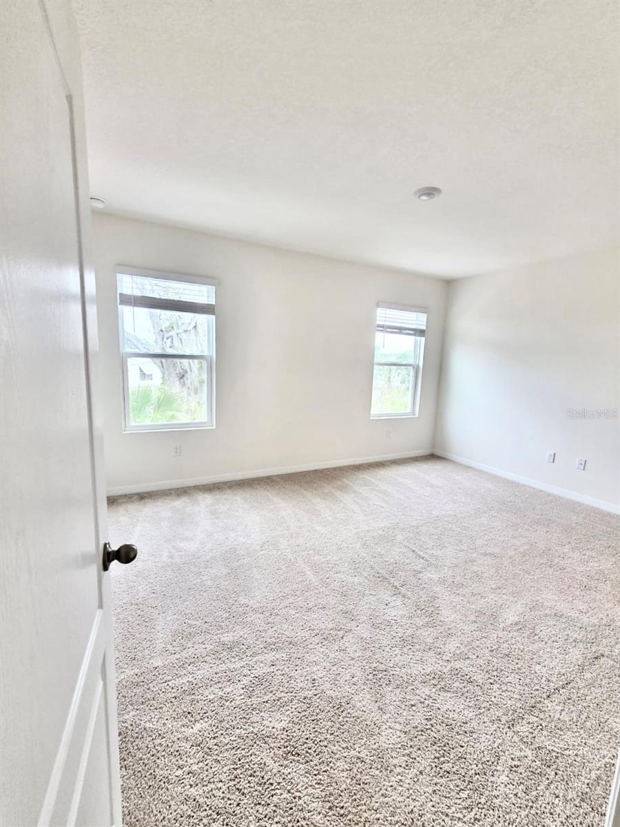 BELLA OAKS - Residential