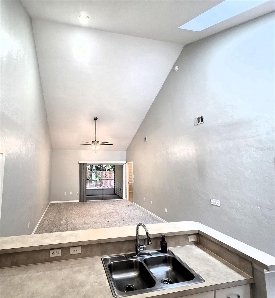 13200 W NEWBERRY ROAD BB155