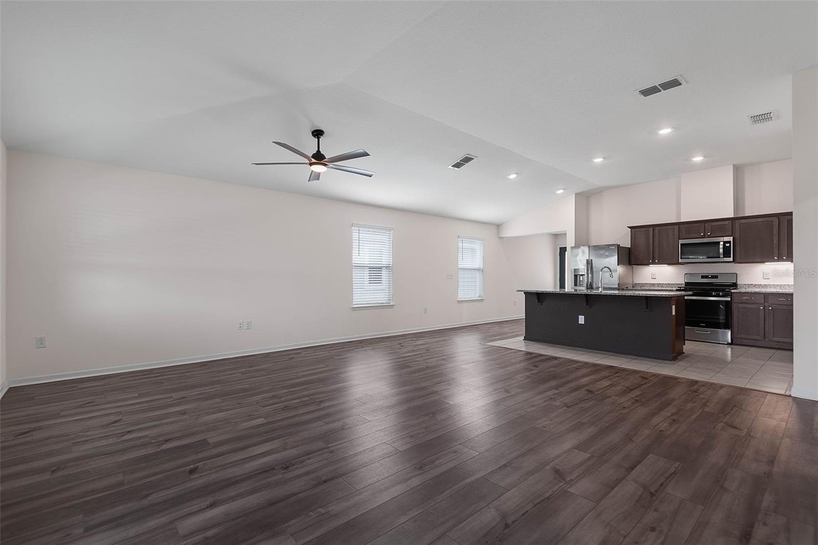 WHITEVIEW VILLAGE PH 1 - Residential