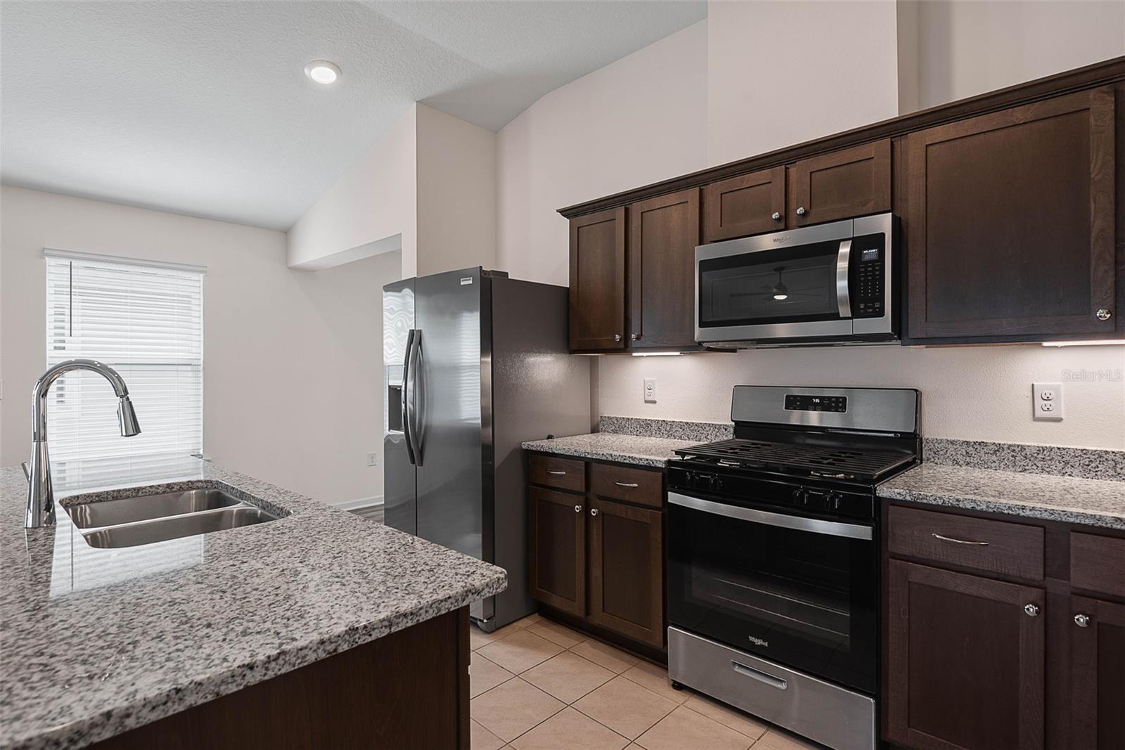 WHITEVIEW VILLAGE PH 1 - Residential