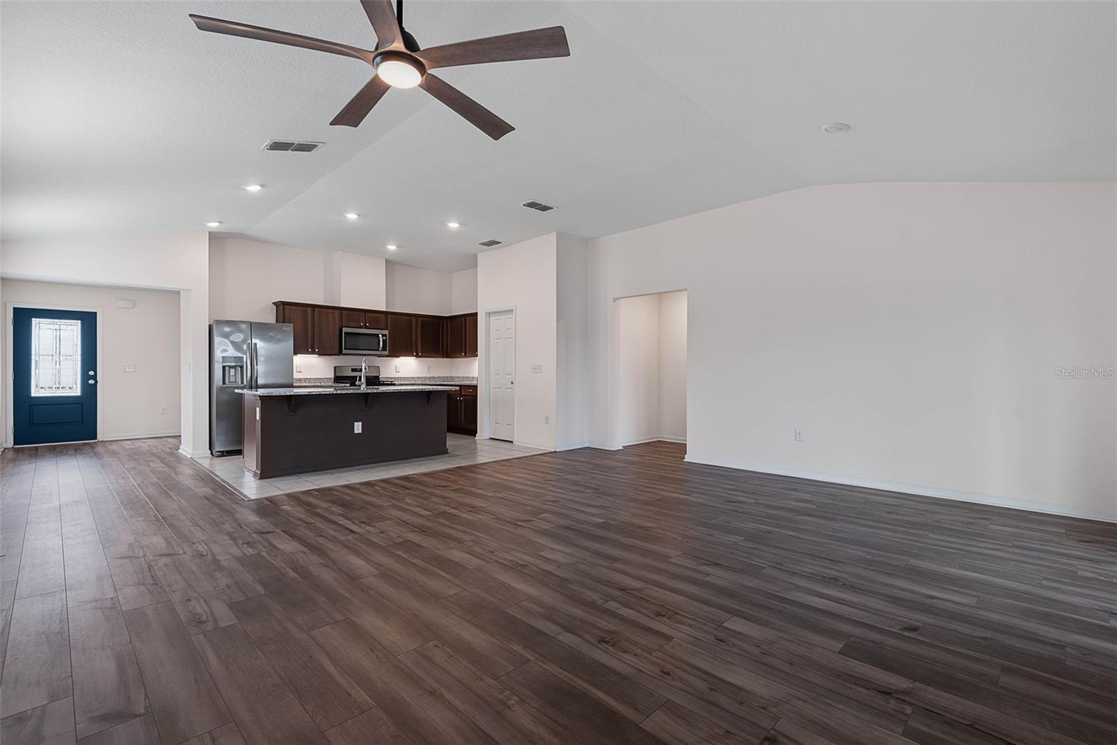 WHITEVIEW VILLAGE PH 1 - Residential