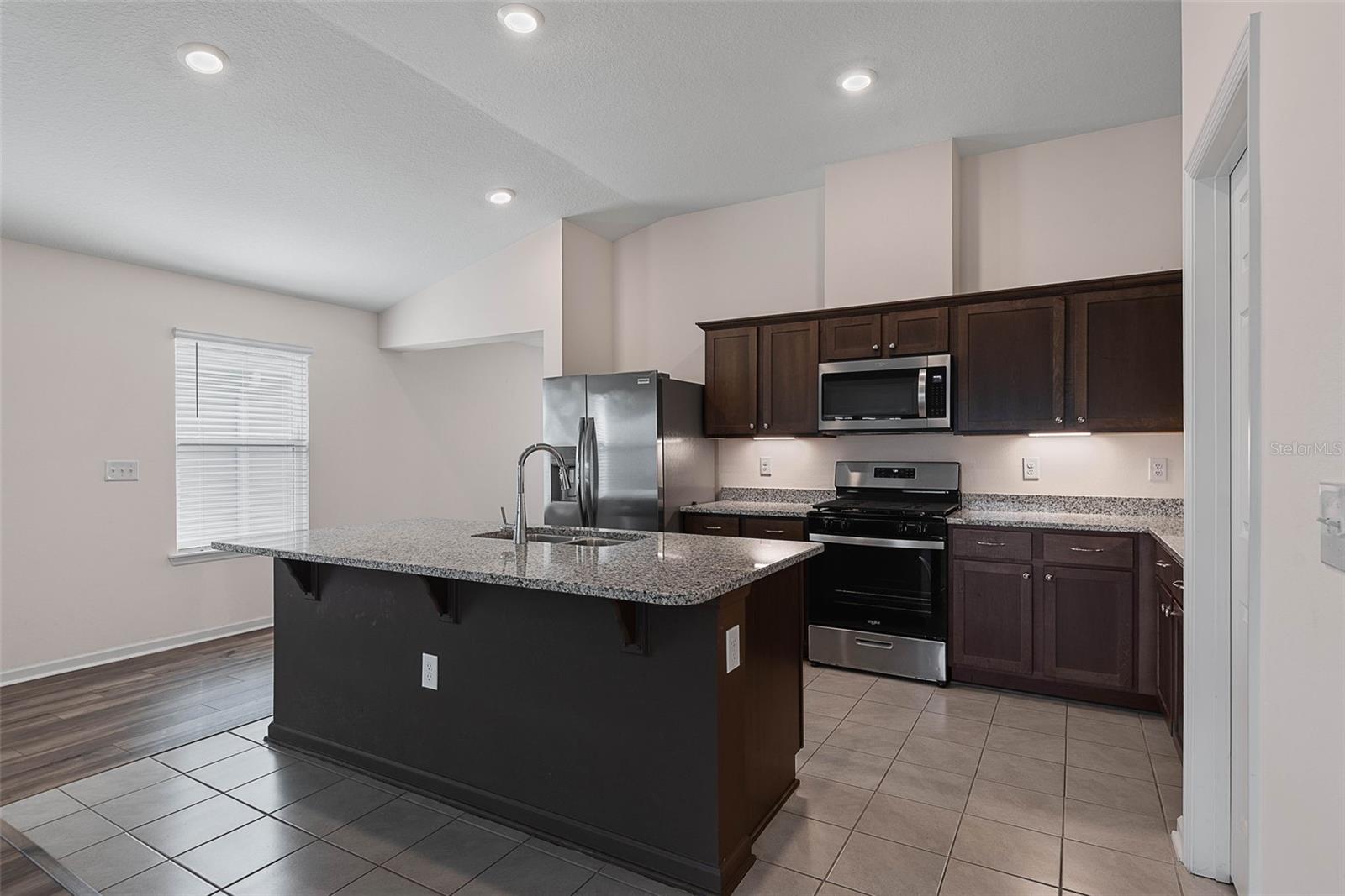 WHITEVIEW VILLAGE PH 1 - Residential