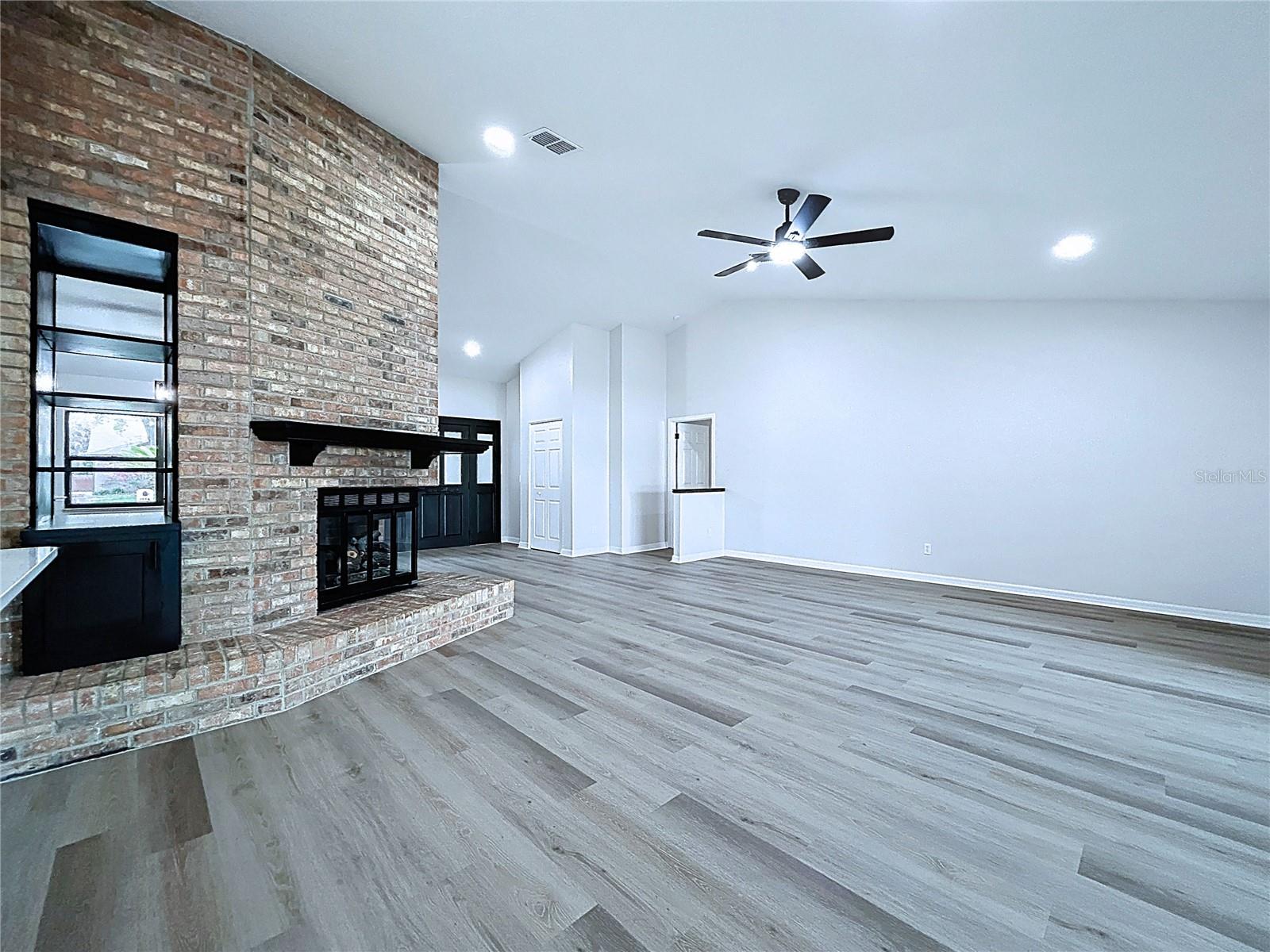 WALDEN LAKE UNIT 20 - Residential