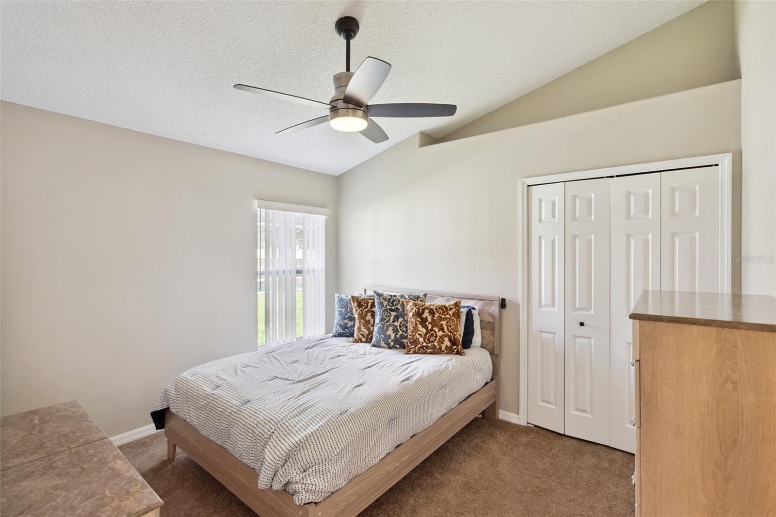 ORANGE TREE PH 04 LT 401 BEING IN 15-24-2 - Residential