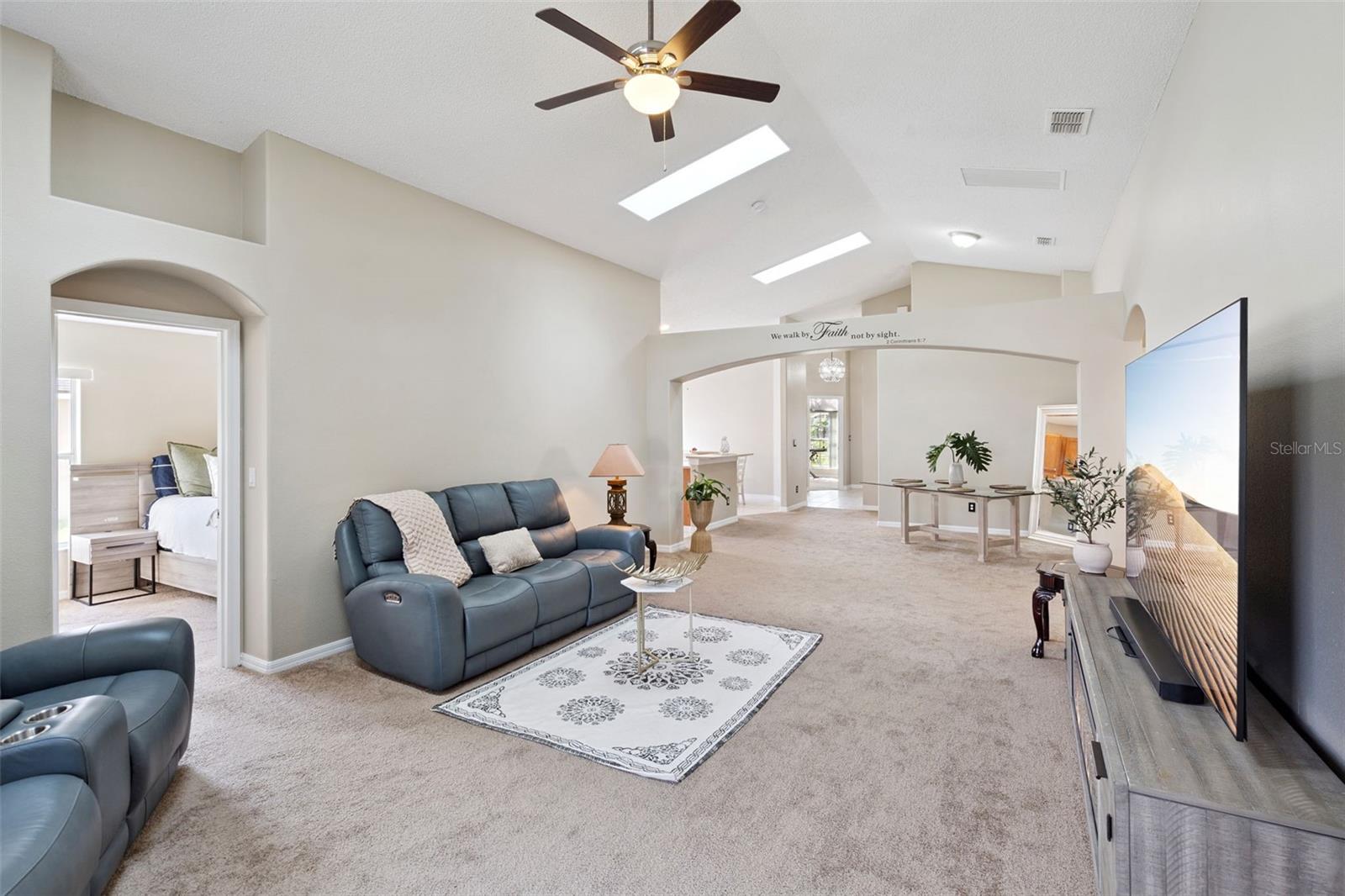 ORANGE TREE PH 04 LT 401 BEING IN 15-24-2 - Residential