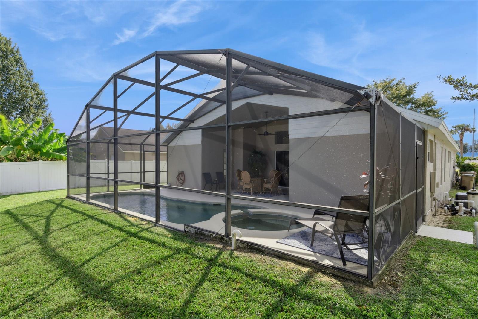 ORANGE TREE PH 04 LT 401 BEING IN 15-24-2 - Residential