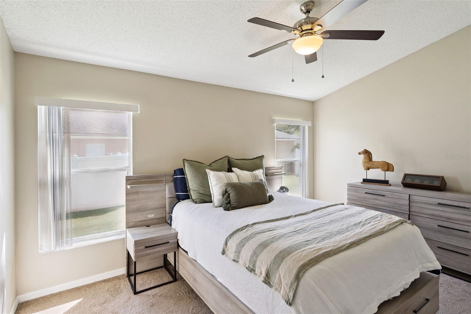 ORANGE TREE PH 04 LT 401 BEING IN 15-24-2 - Residential