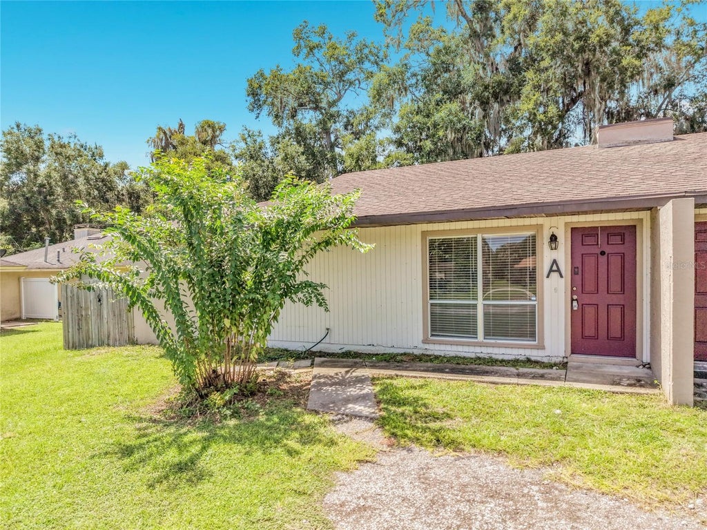Photo of 4050 SE 20th Court #A, Ocala, FL 34480 (MLS # OM732192)