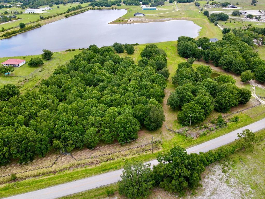 Photo of 4946 Wauchula Rd, Wauchula, FL 33873 (MLS # A4695303)