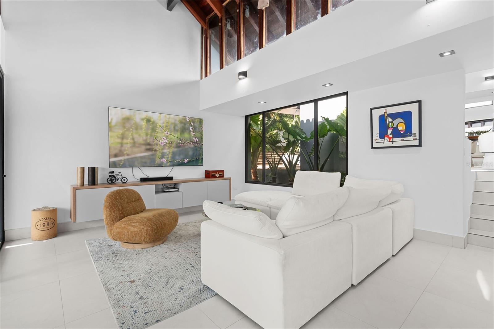 URB. LA COLINA - Residential