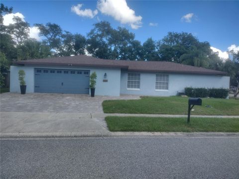 A home in CASSELBERRY