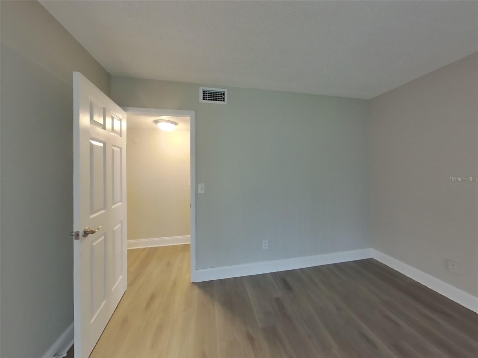 NORTHDALE SEC G UNIT 1 - Residential Lease