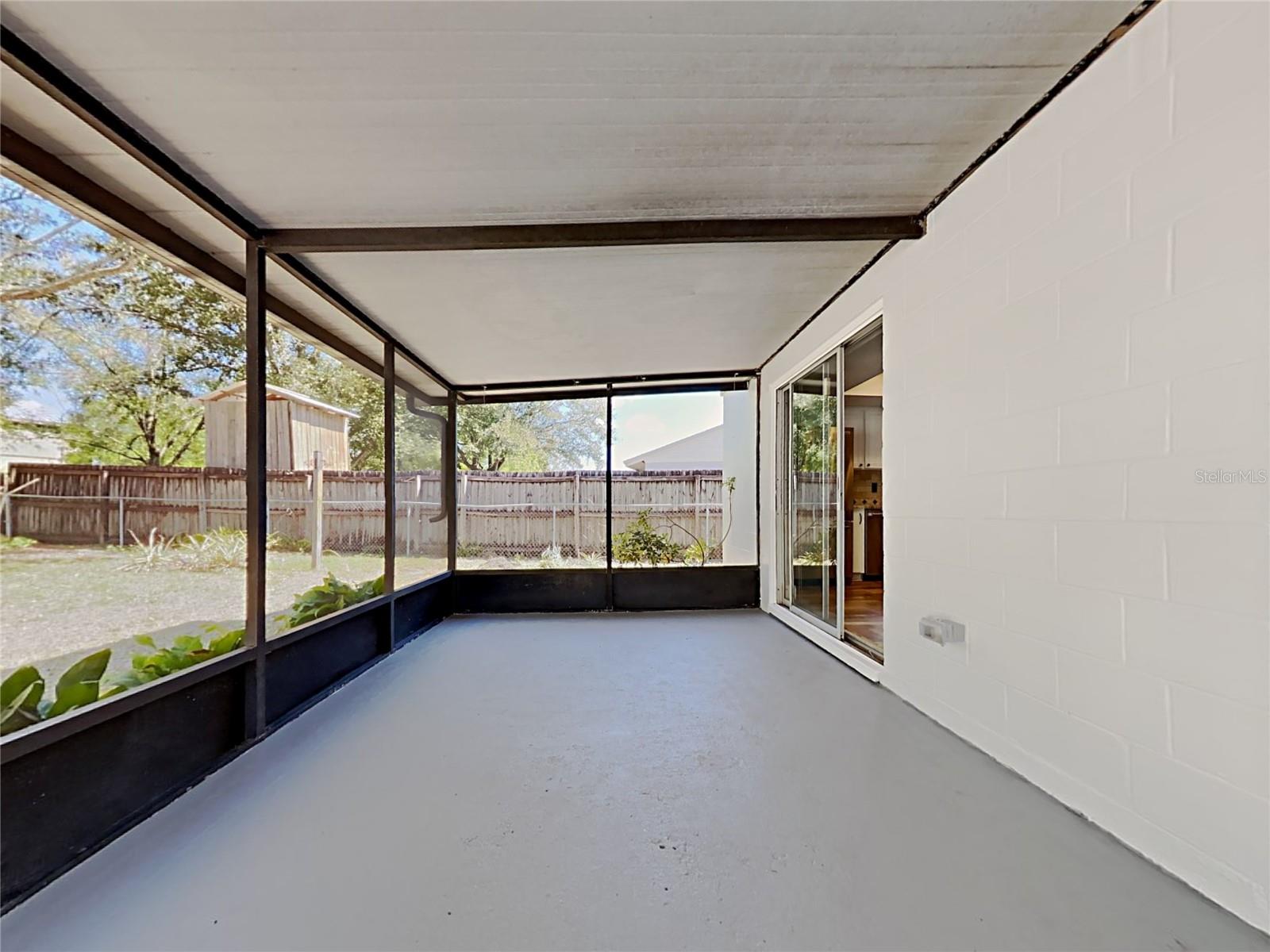 NORTHDALE SEC G UNIT 1 - Residential Lease