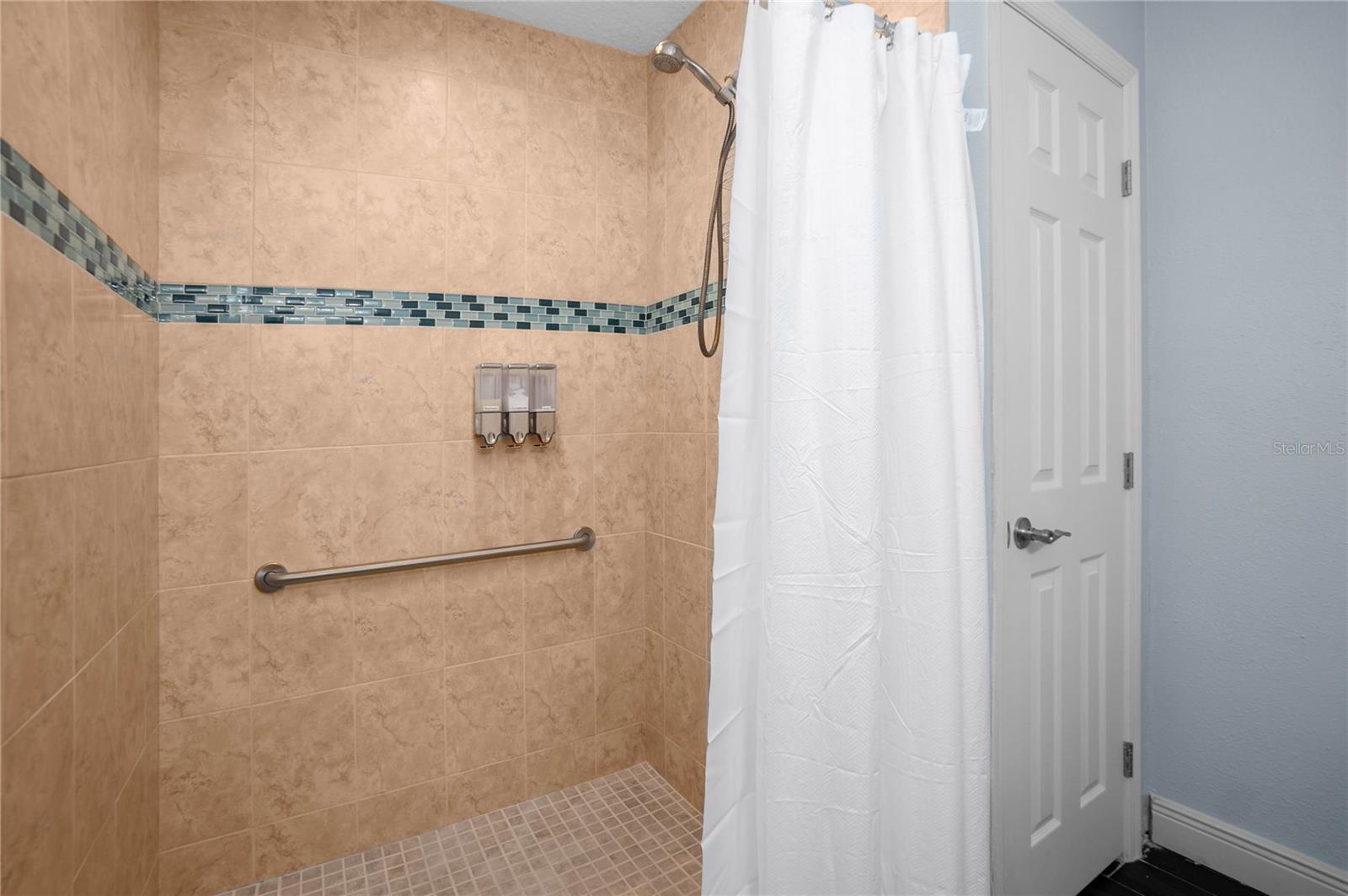 INDIAN WATERS UNIT 03A - Residential