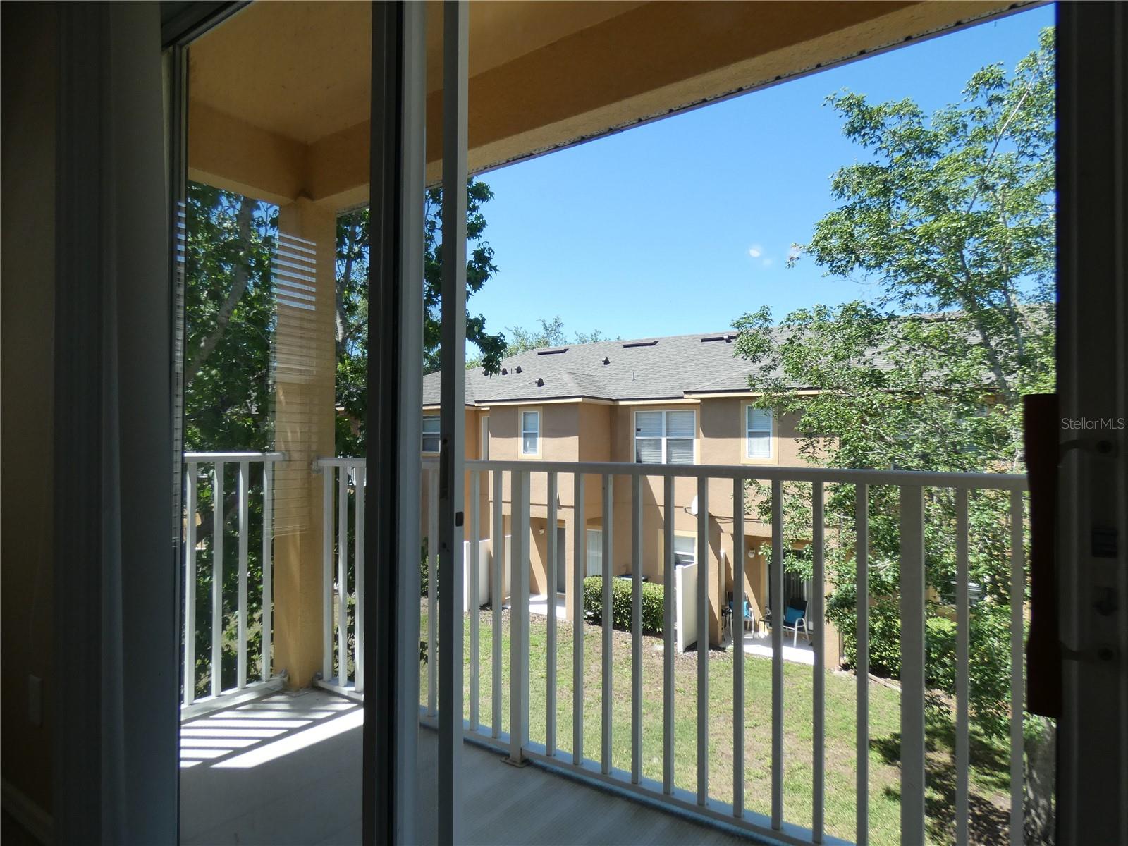 RETREAT AT TWIN LAKES REP - Residential