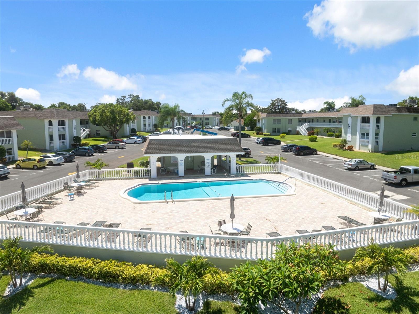 GREEN DOLPHIN PARK CONDO - Residential