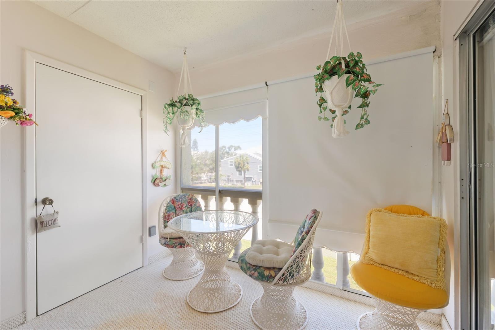 GREEN DOLPHIN PARK CONDO - Residential