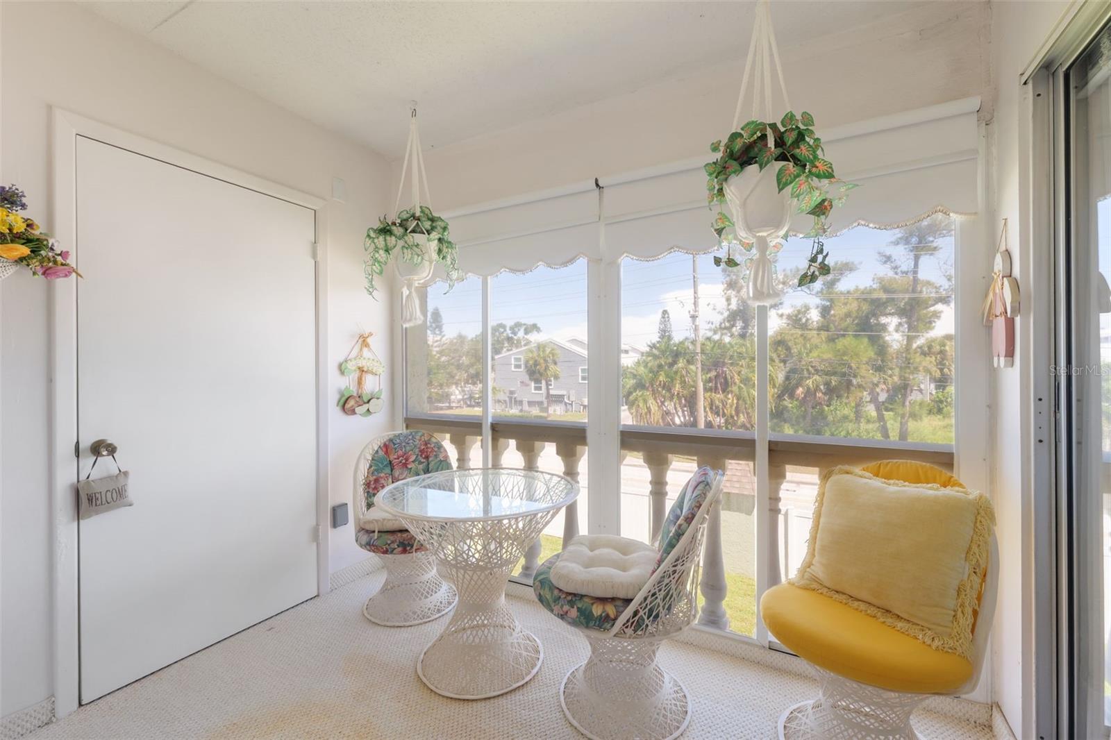 GREEN DOLPHIN PARK CONDO - Residential