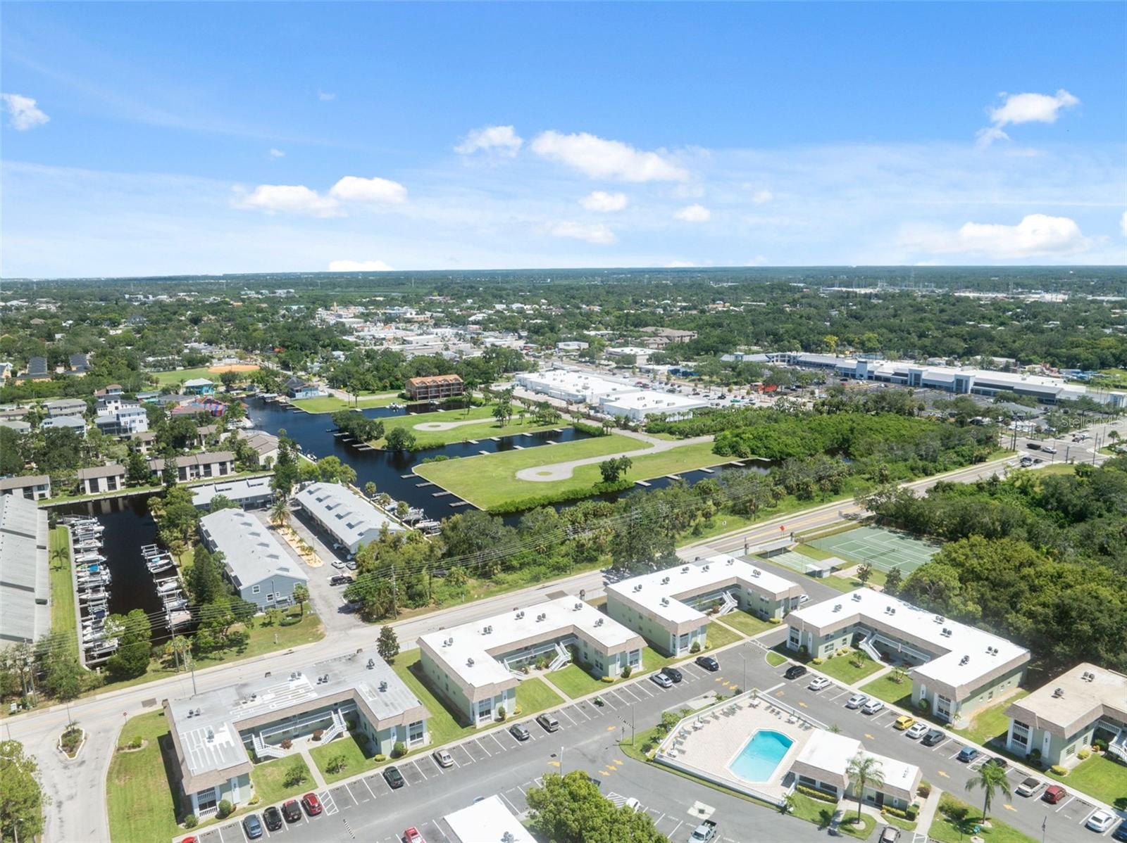 GREEN DOLPHIN PARK CONDO - Residential