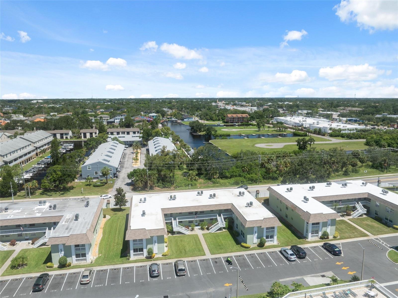 GREEN DOLPHIN PARK CONDO - Residential