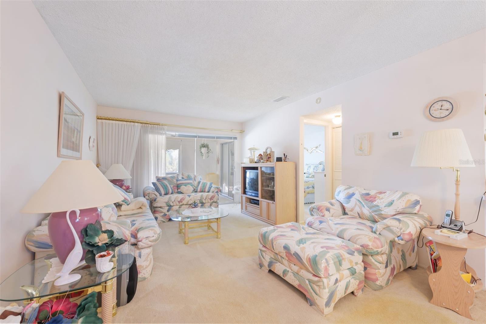 GREEN DOLPHIN PARK CONDO - Residential