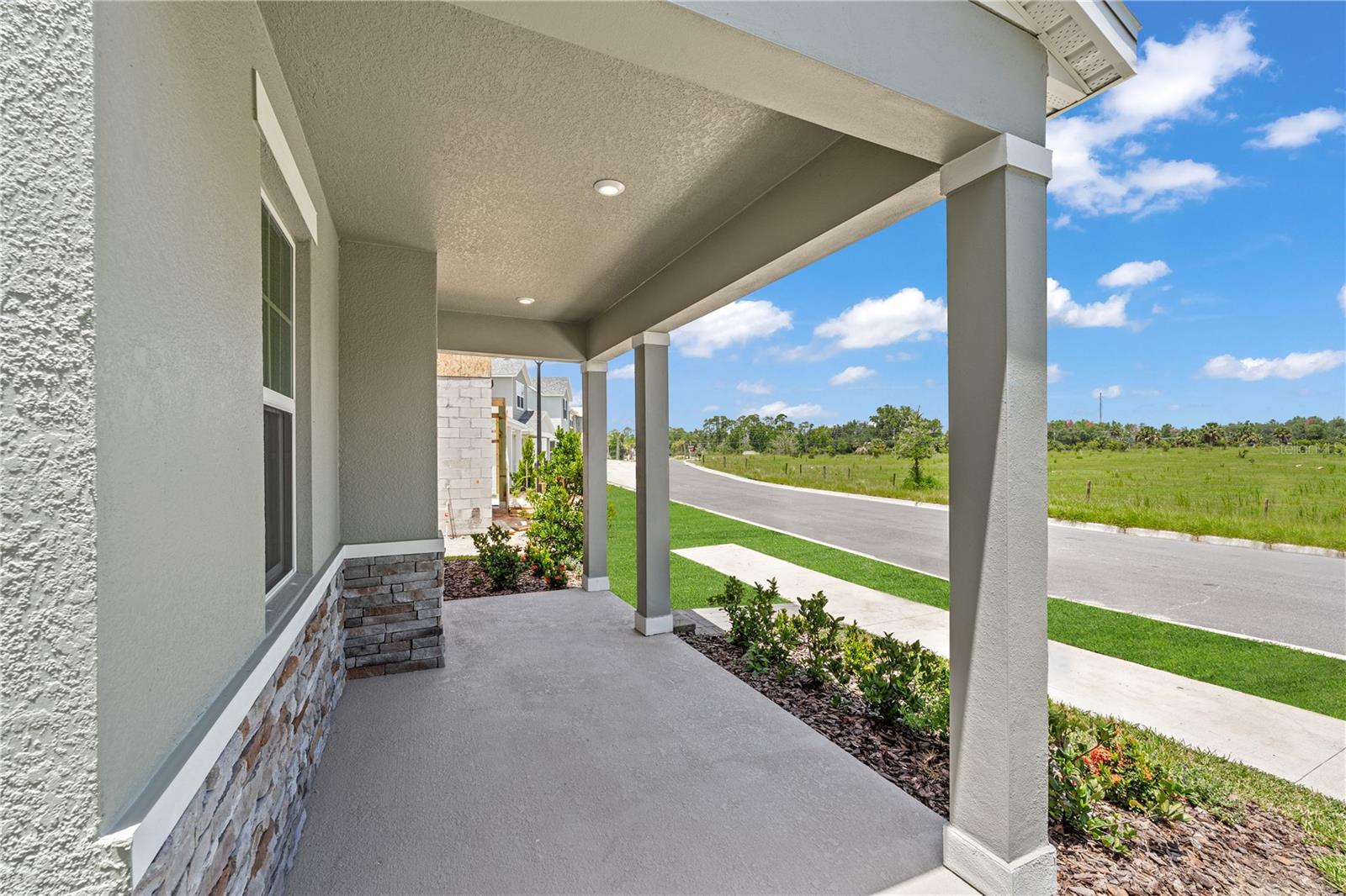 AVALON PARK WEST - Residential