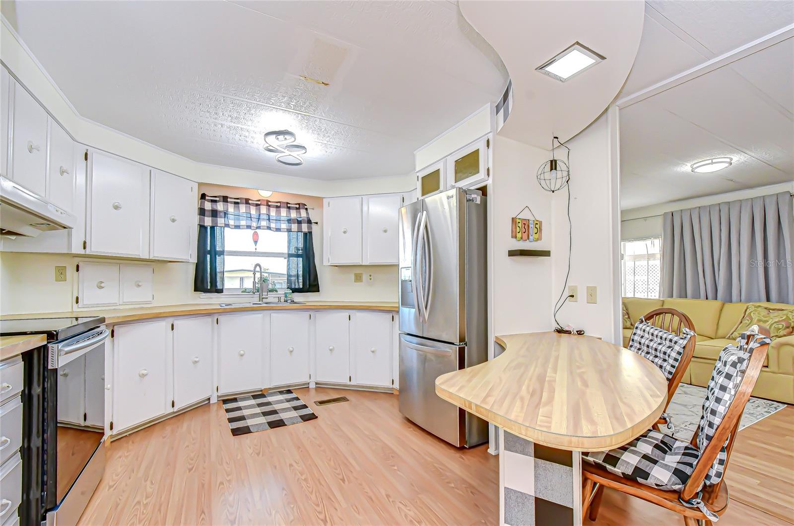 LAKE BETMAR ESTATES - Residential