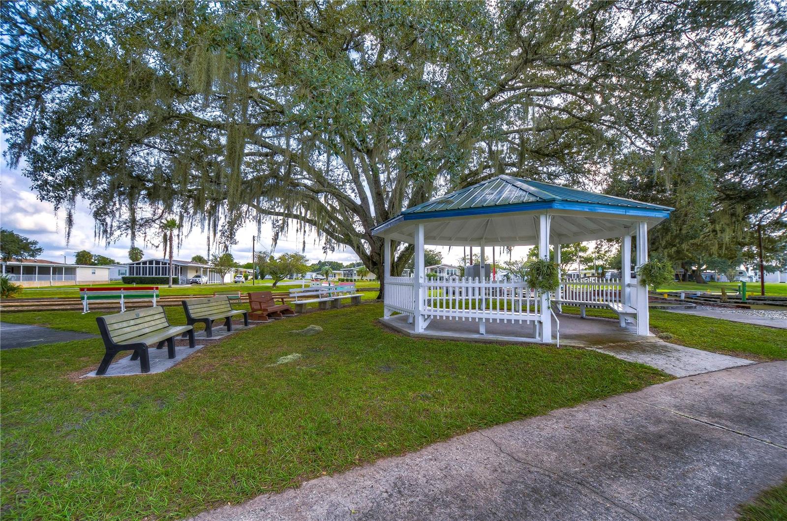 LAKE BETMAR ESTATES - Residential