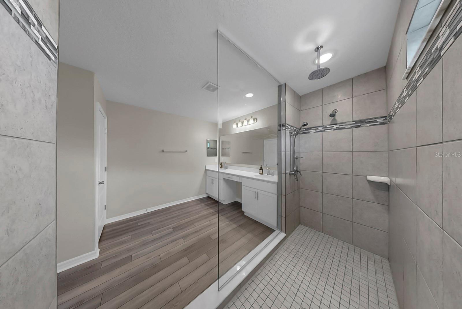 ISLES AT BAYVIEW PH I SUBPH A & B - Residential