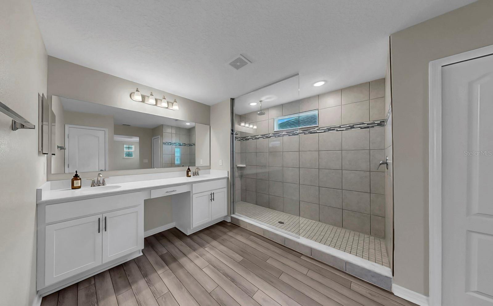 ISLES AT BAYVIEW PH I SUBPH A & B - Residential