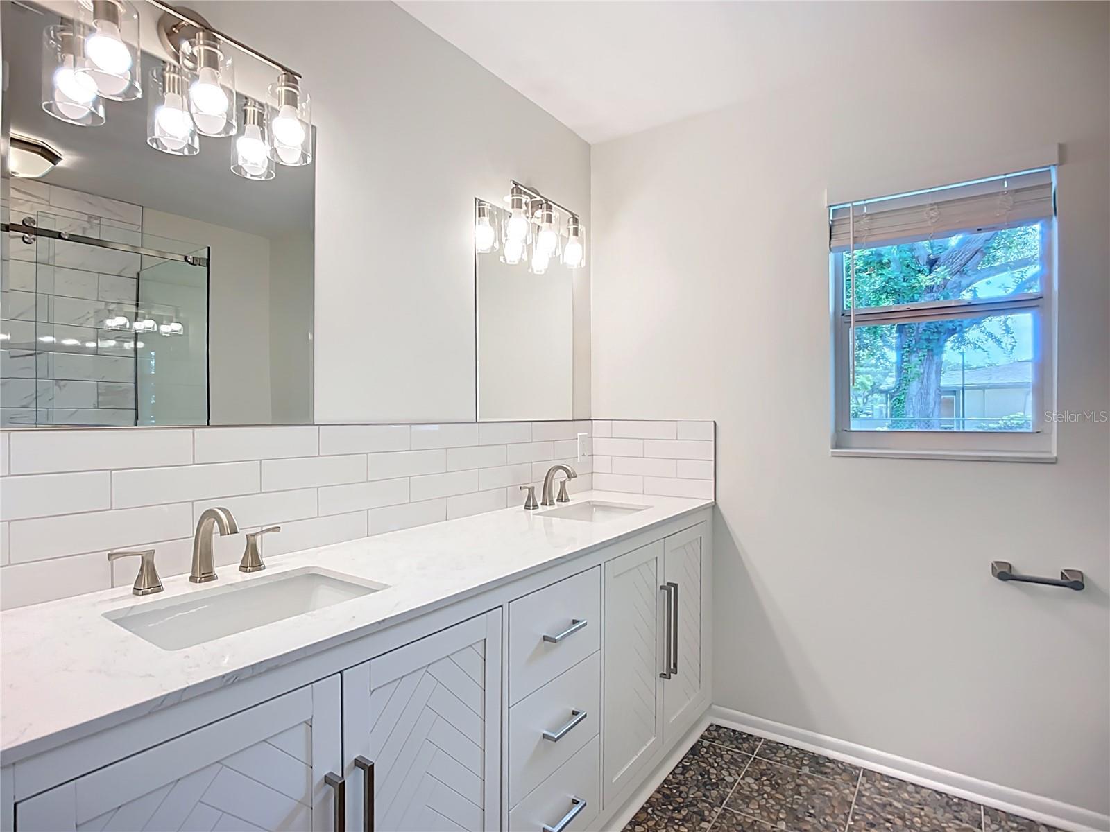 CASA DEL SOL FIFTH UNIT - Residential Lease