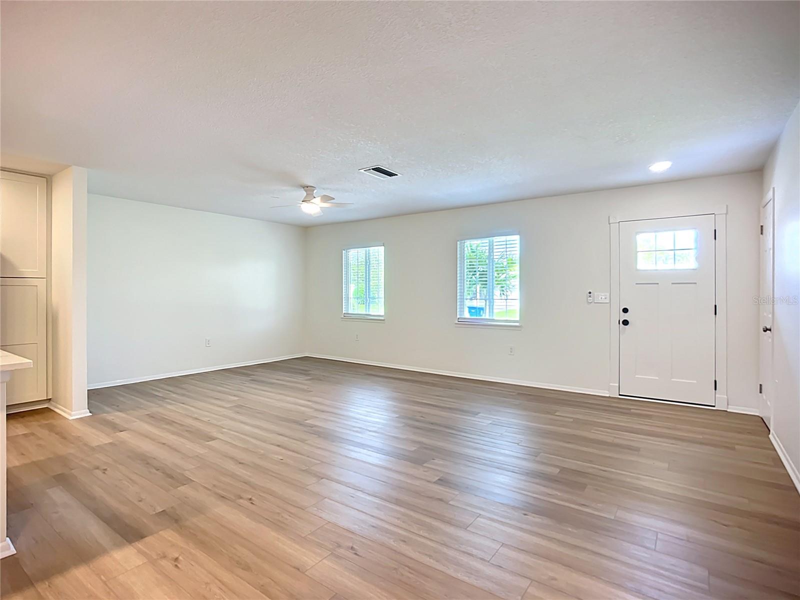 CASA DEL SOL FIFTH UNIT - Residential Lease