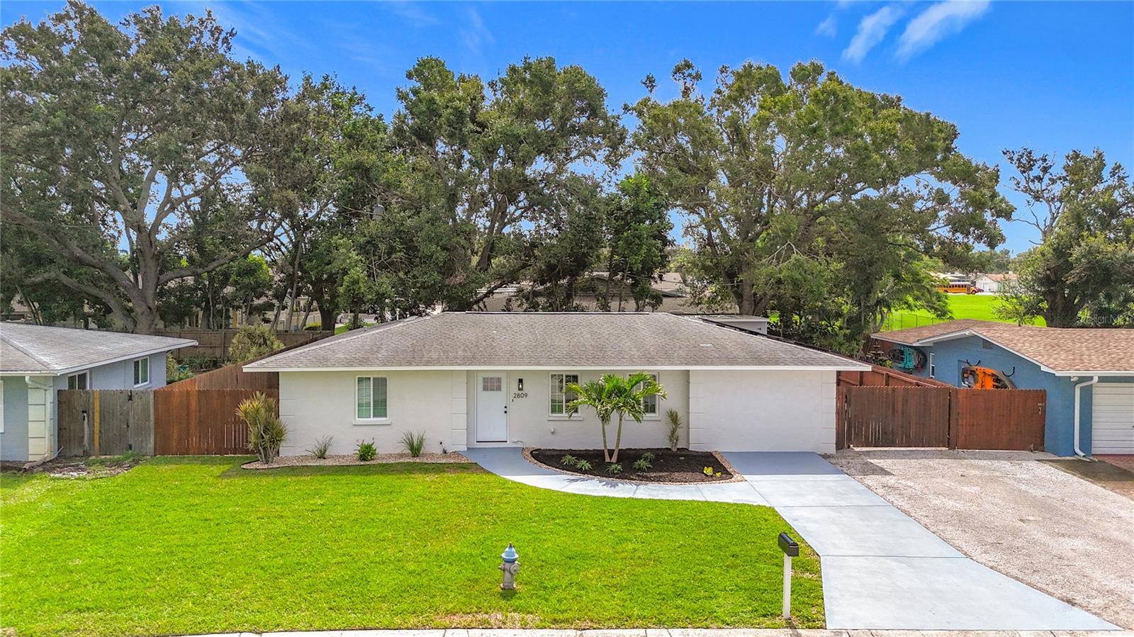 CASA DEL SOL FIFTH UNIT - Residential Lease