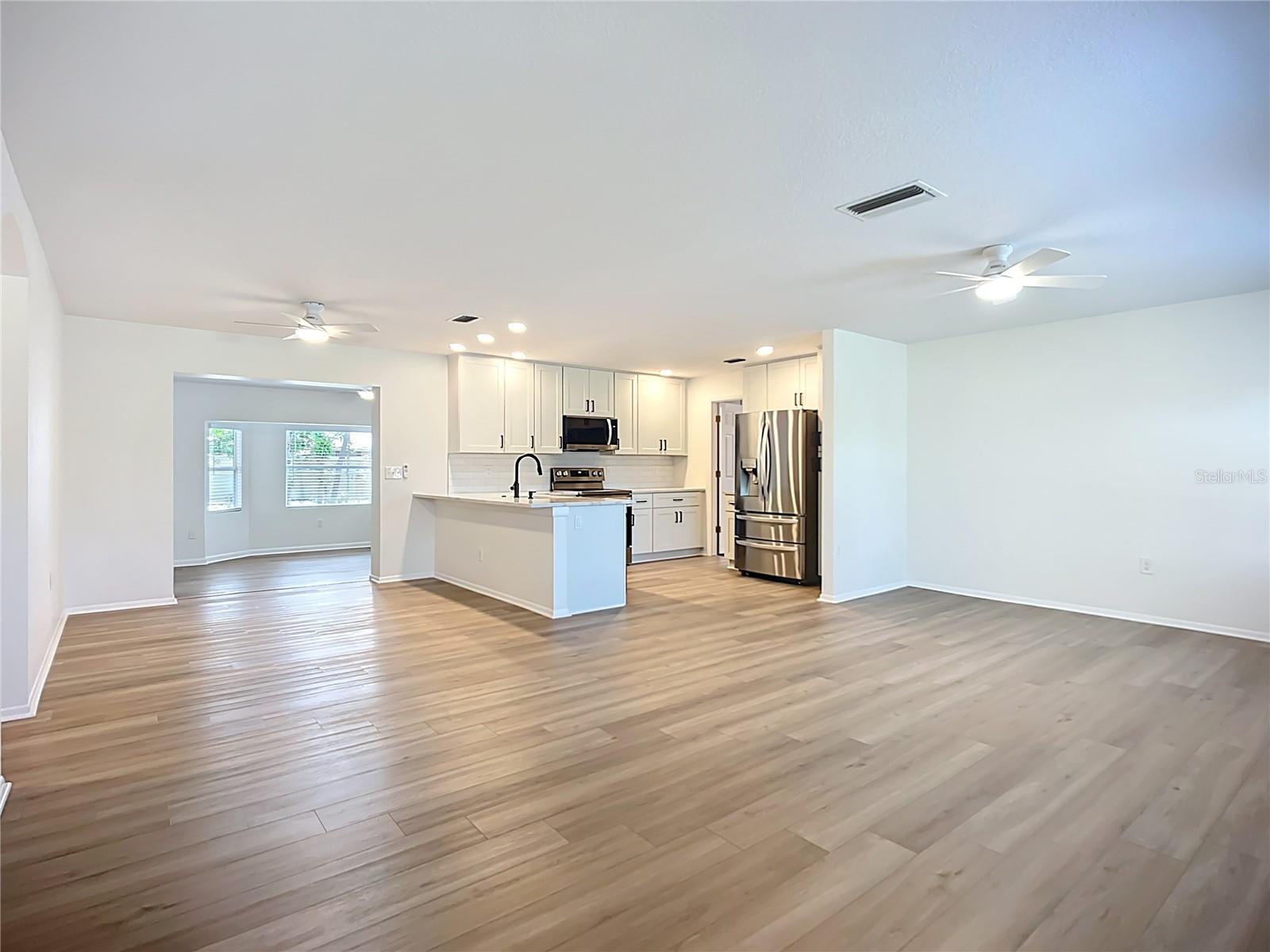 CASA DEL SOL FIFTH UNIT - Residential Lease