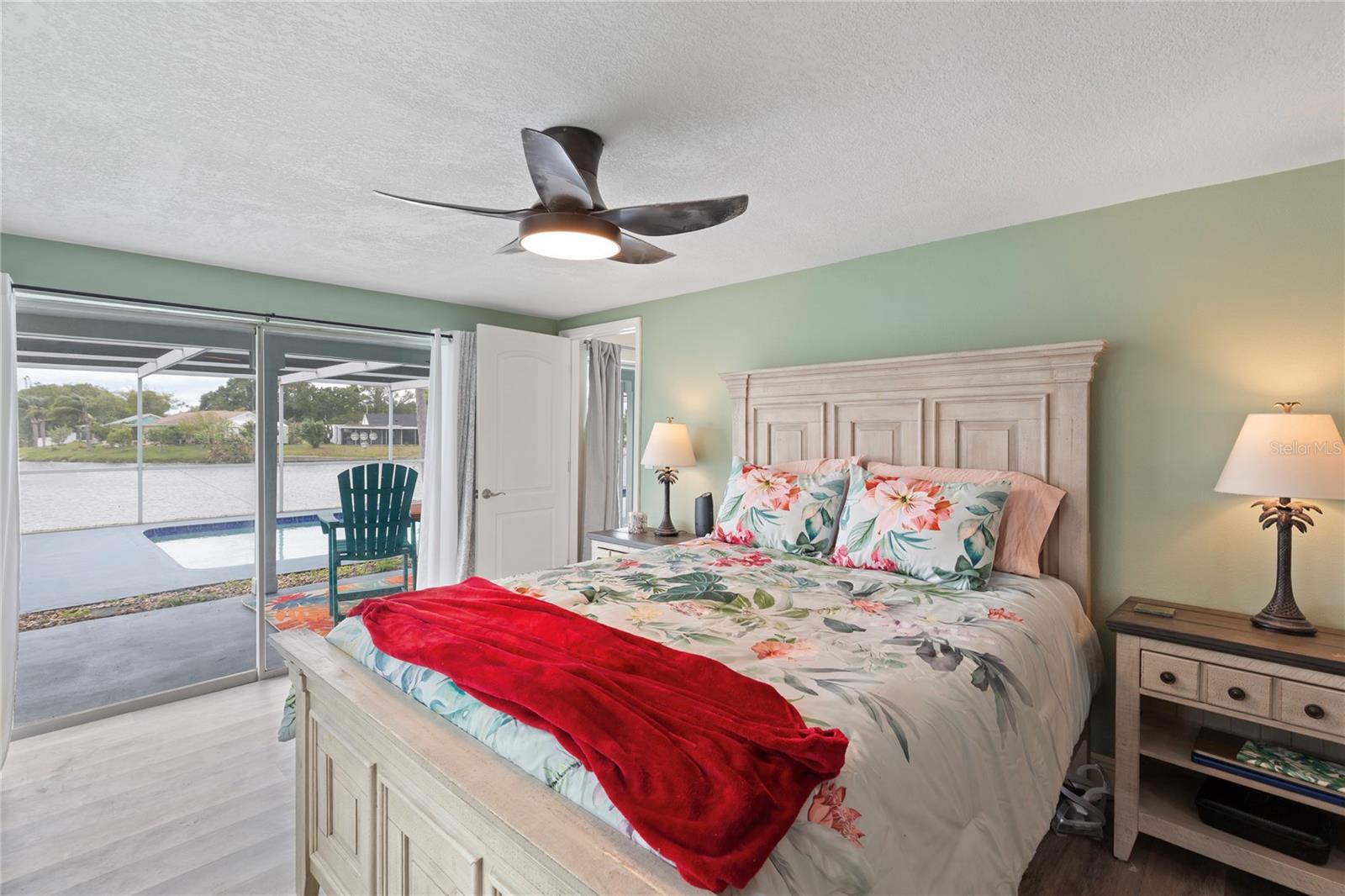 BEACON SQUARE - Residential